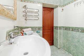 Апартаменты Kvartiry v Centre Goroda Одесса Апартаменты с террасой-11